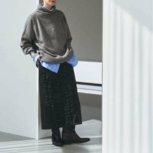 大人な着こなしに♪「黒タイトスカート」を使った冬のお手本コーデ12選