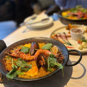 【丸の内】パエリアが絶品！ミシュランにも掲載されたスペイン料理店