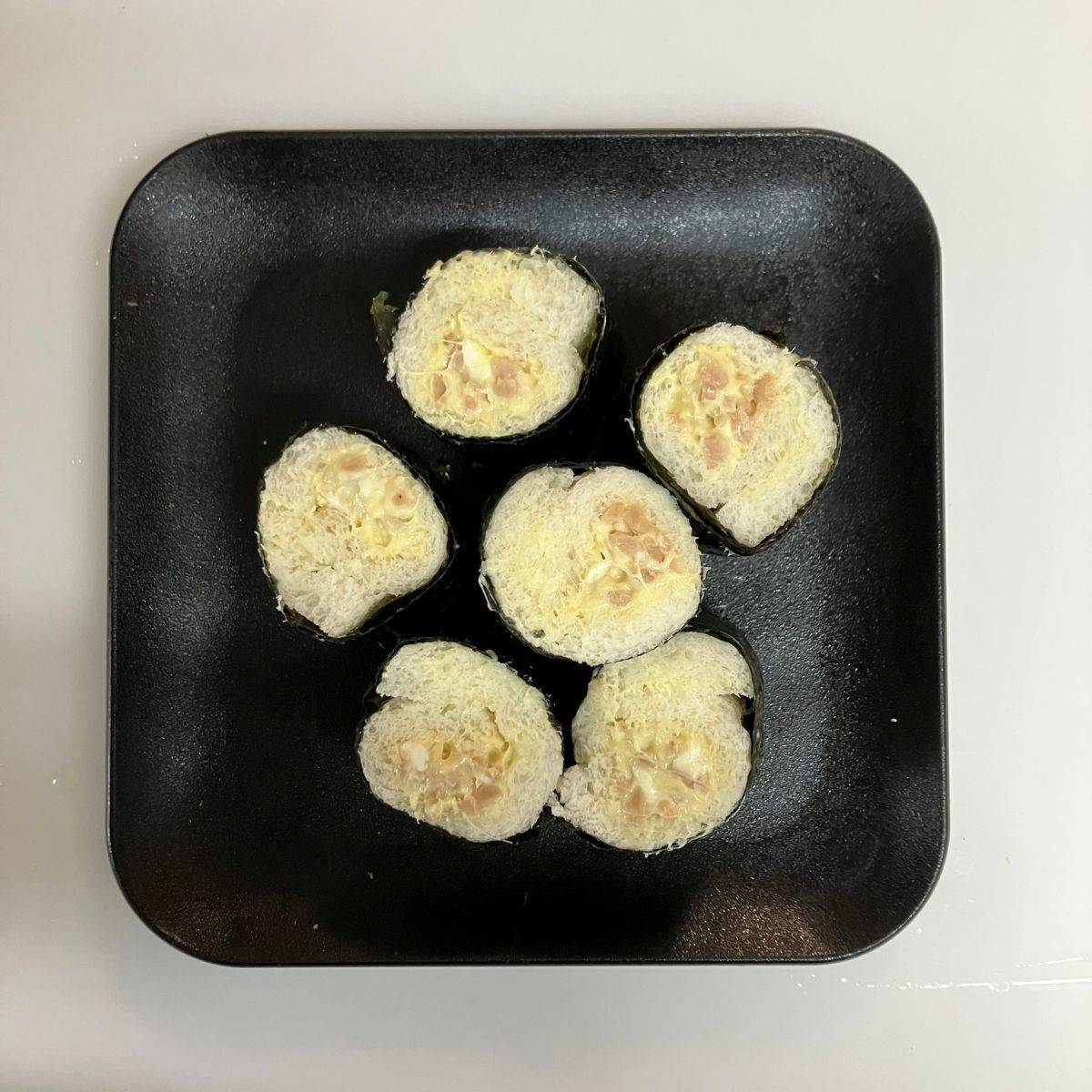 タカノフーズ公式の「納豆食パンのり巻き」のレシピ