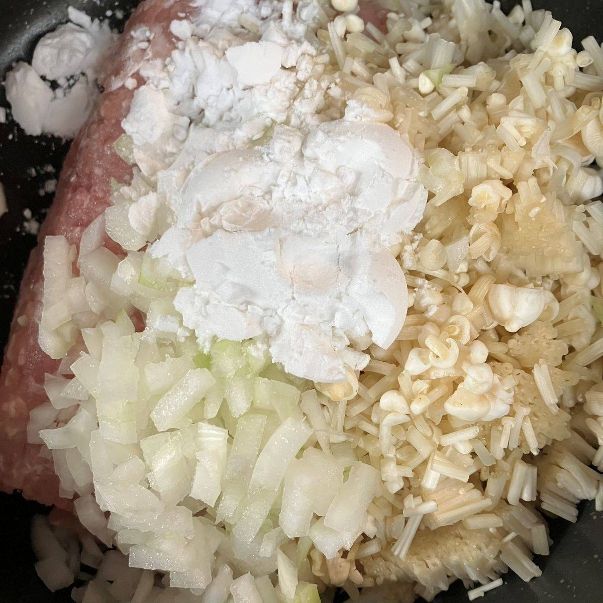 JAグループ公式の「えのき入り鶏つくね」のレシピ