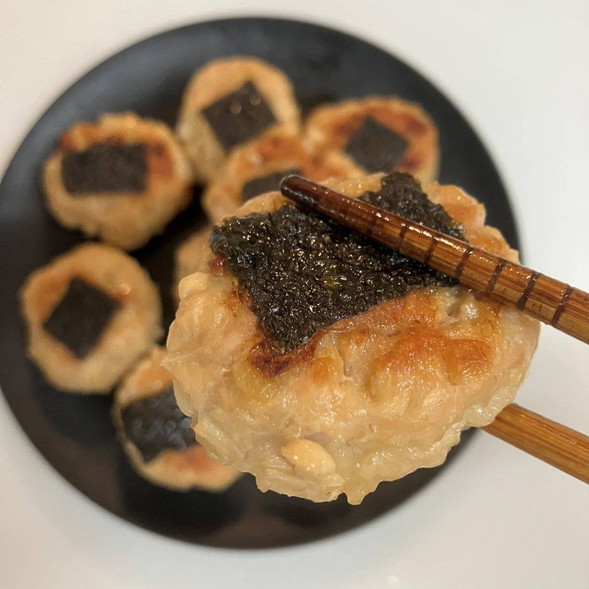 JAグループ公式の「えのき入り鶏つくね」のレシピ