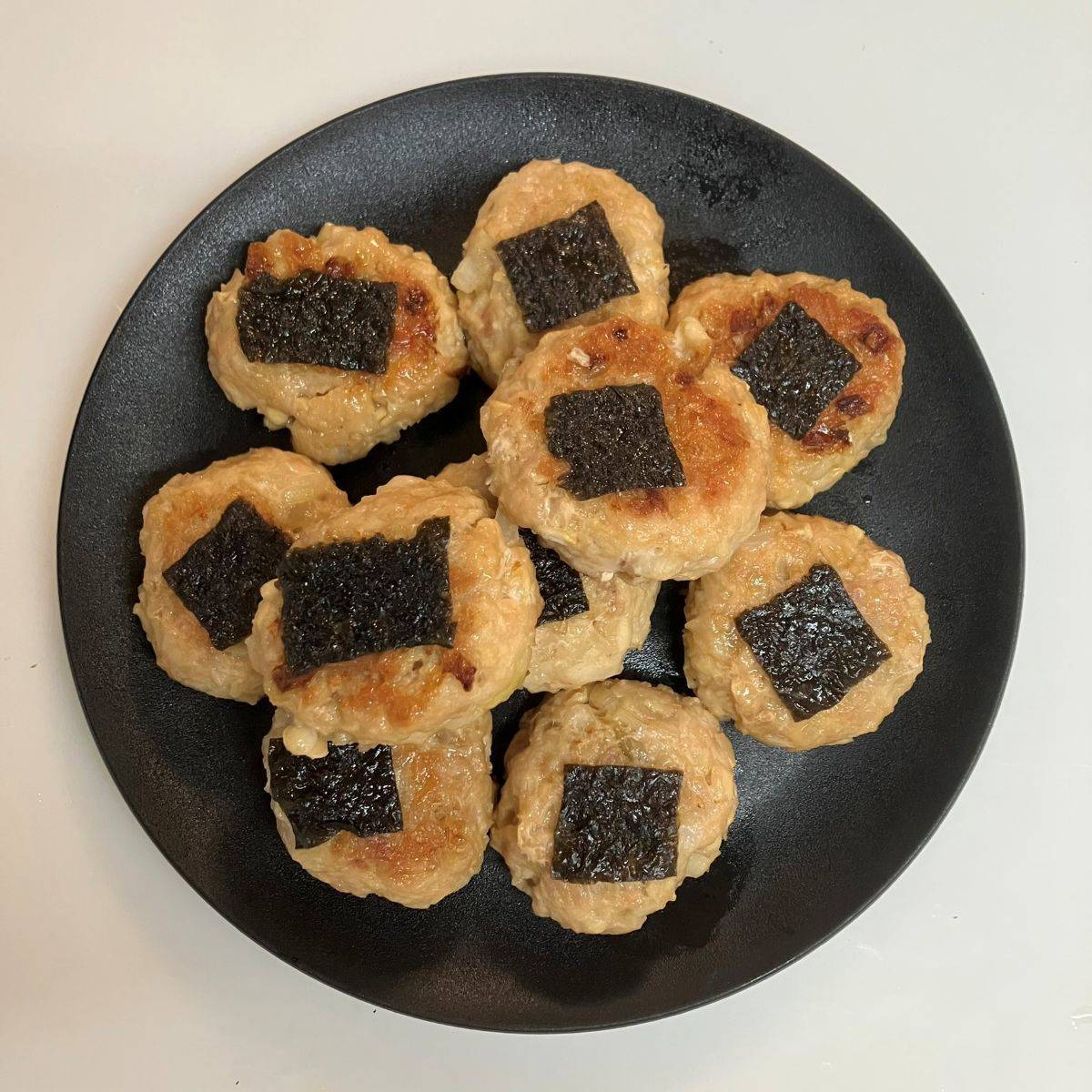 JAグループ公式の「えのき入り鶏つくね」のレシピ