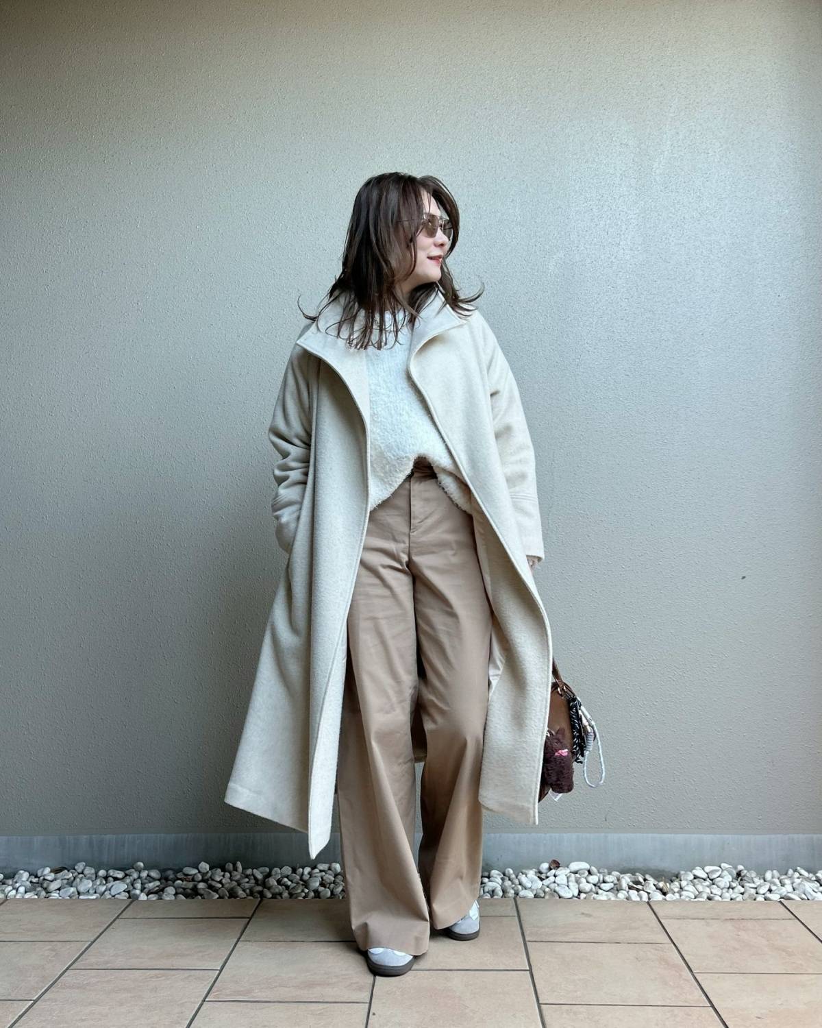 ニットとアウターのカラーを合わせる！