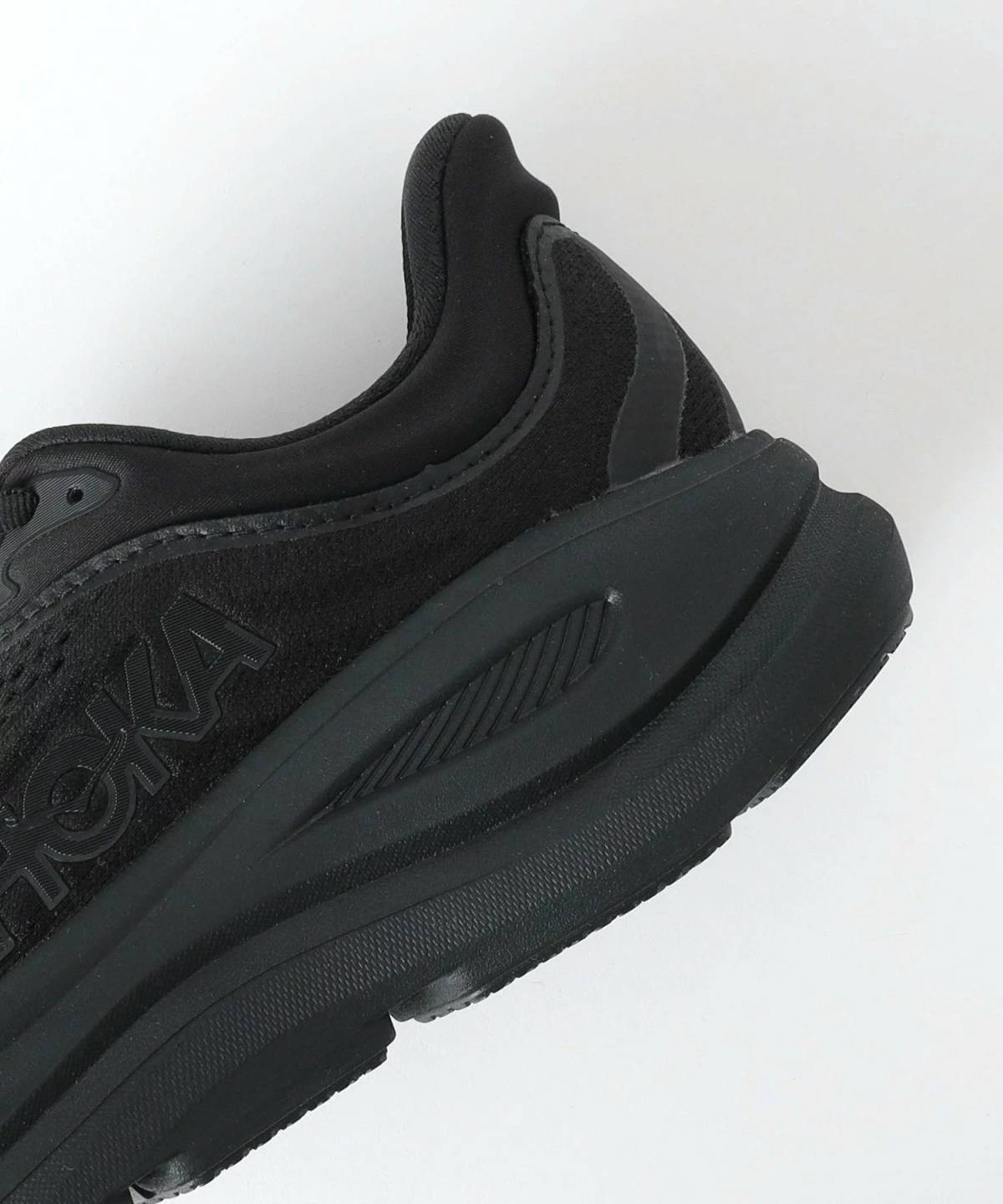 HOKA ウィメンズ ボンダイ9