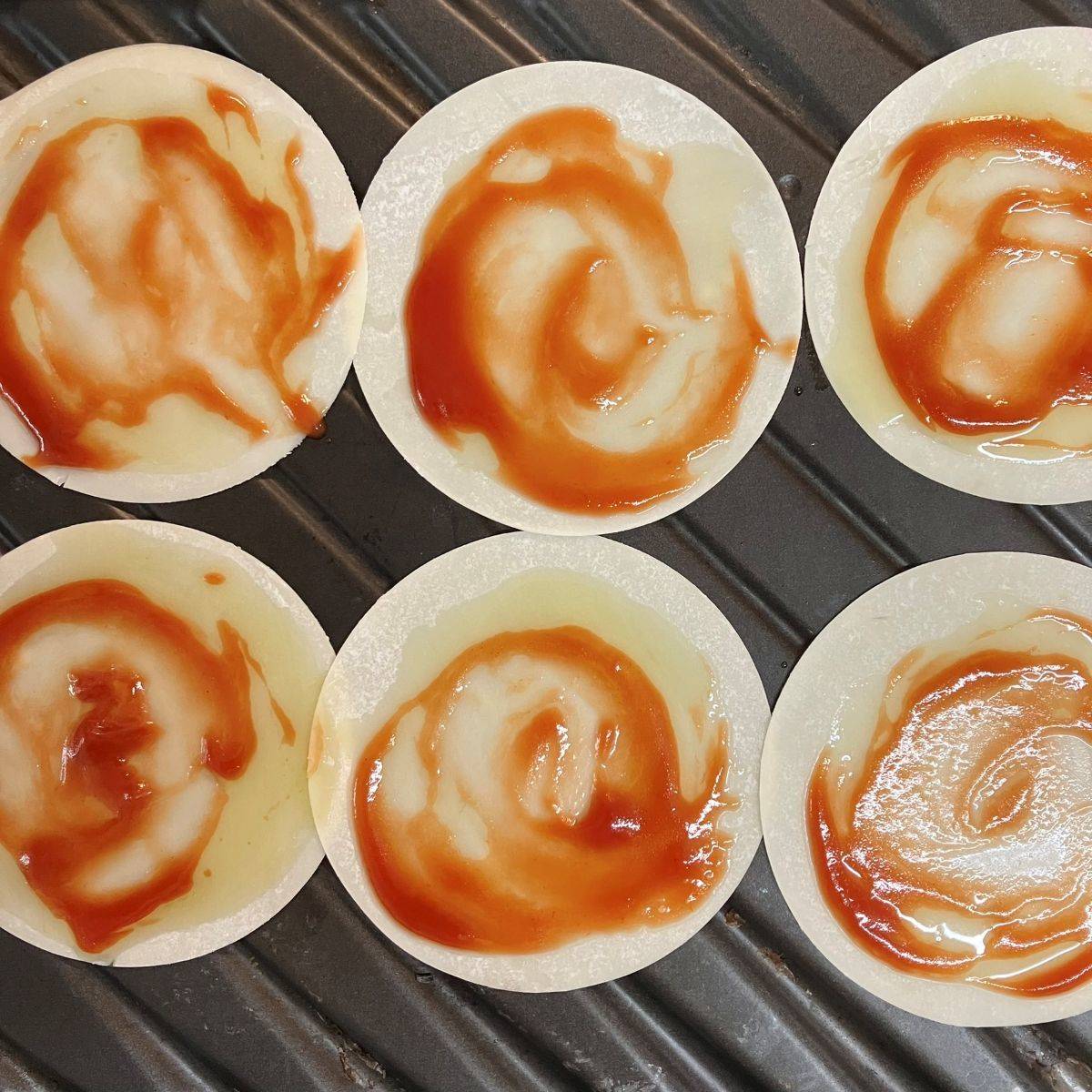 JAグループ公式の「ウィンナーとピーマンのクリスピーピザ」のレシピ