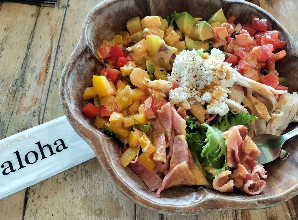 アロハテーブルのサラダ