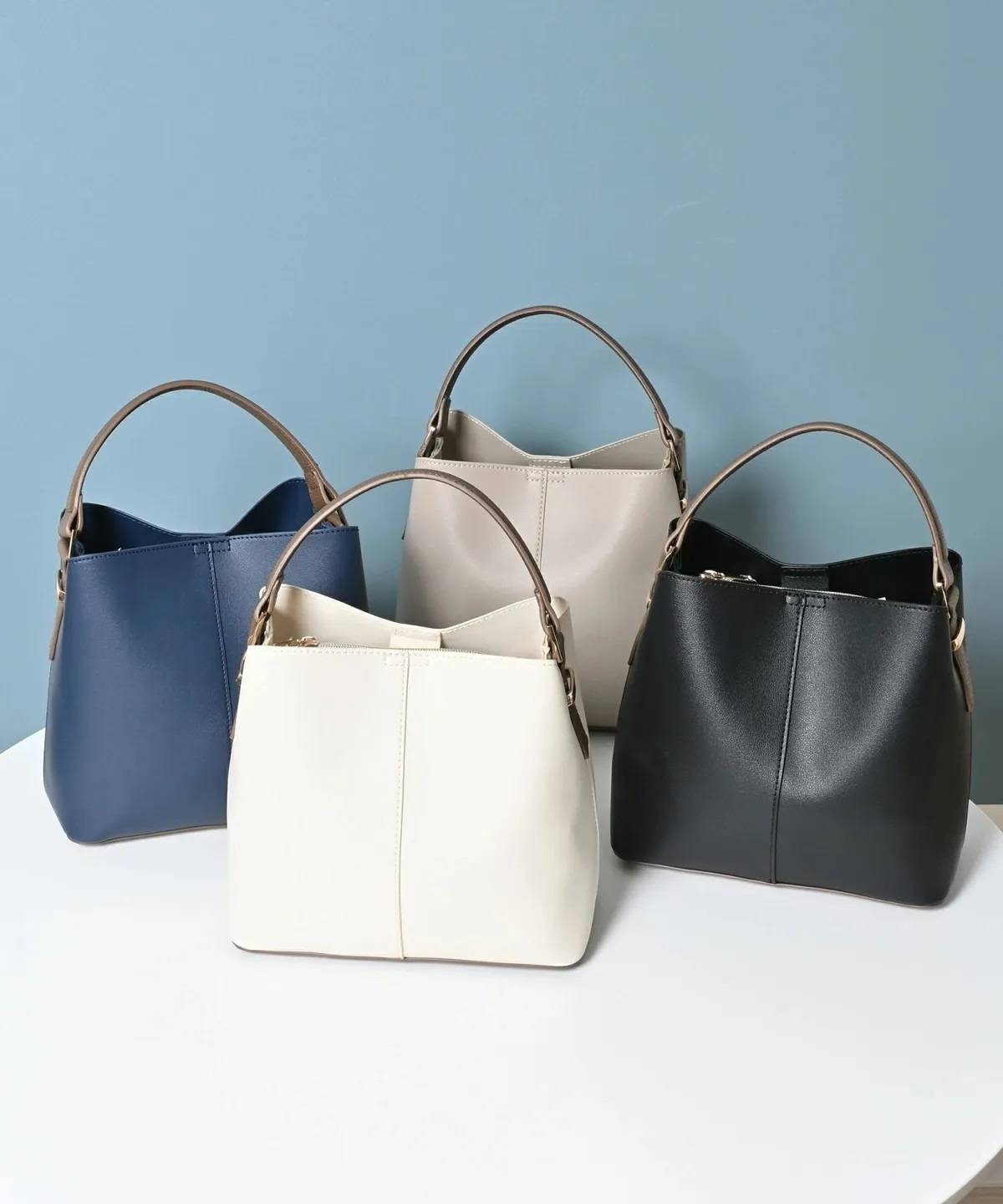 Honeys ミニマル台形バッグ