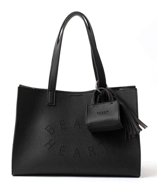 パンチングロゴ チャーム付き トートバッグ