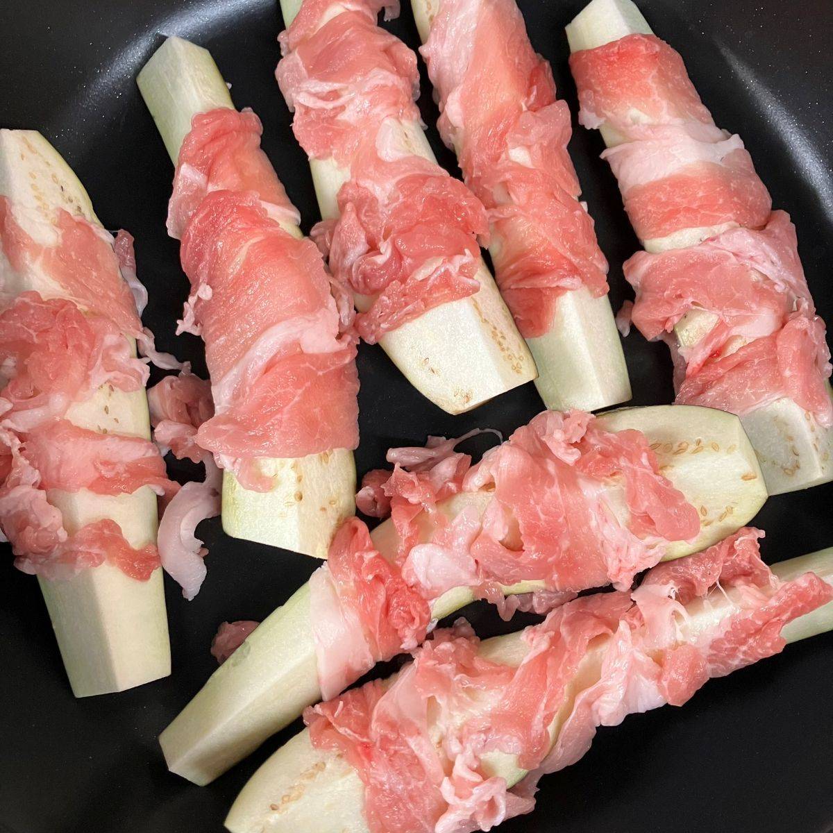 JAグループ公式の「シソとスダチでさっぱり、ナスの肉巻き」のレシピ