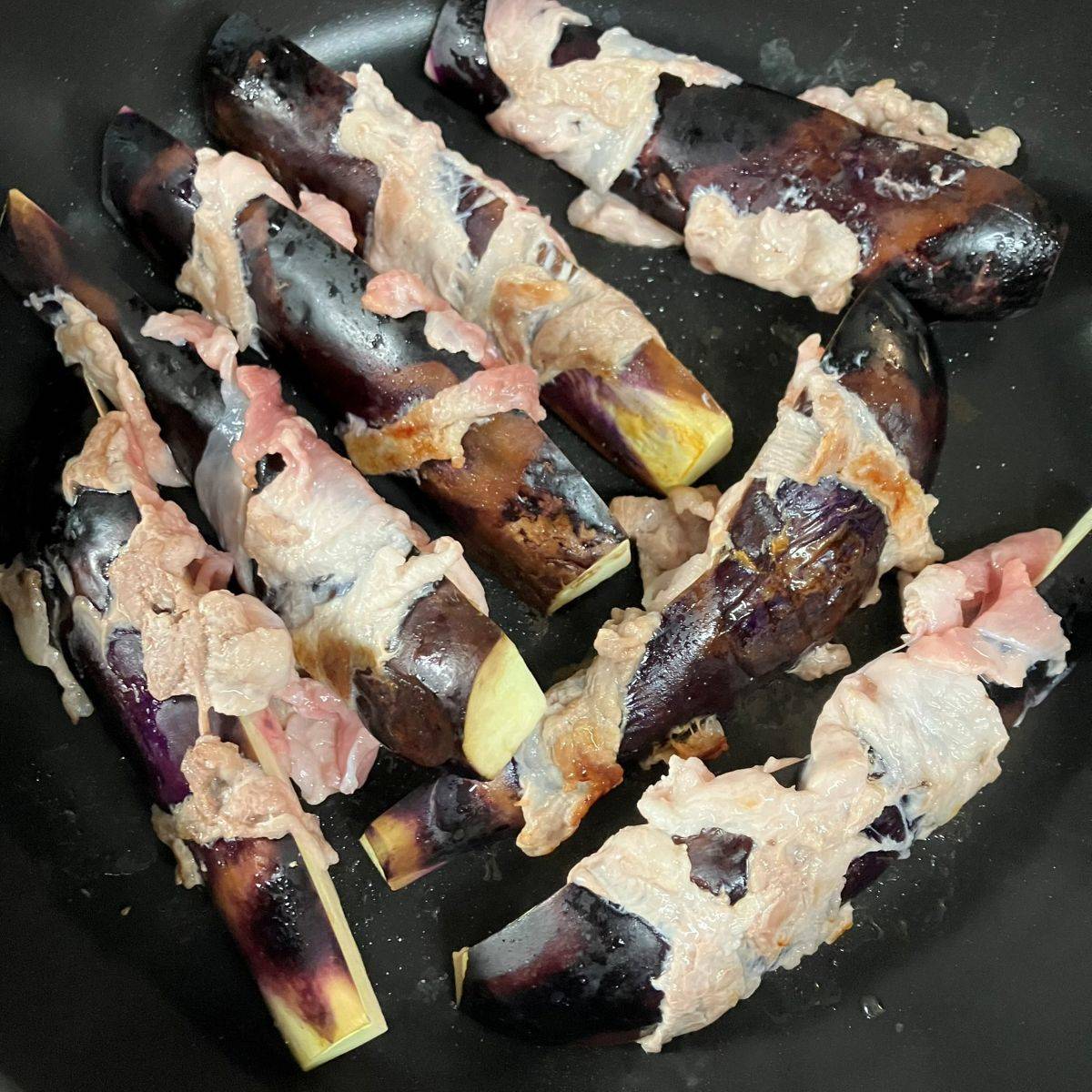 JAグループ公式の「シソとスダチでさっぱり、ナスの肉巻き」のレシピ