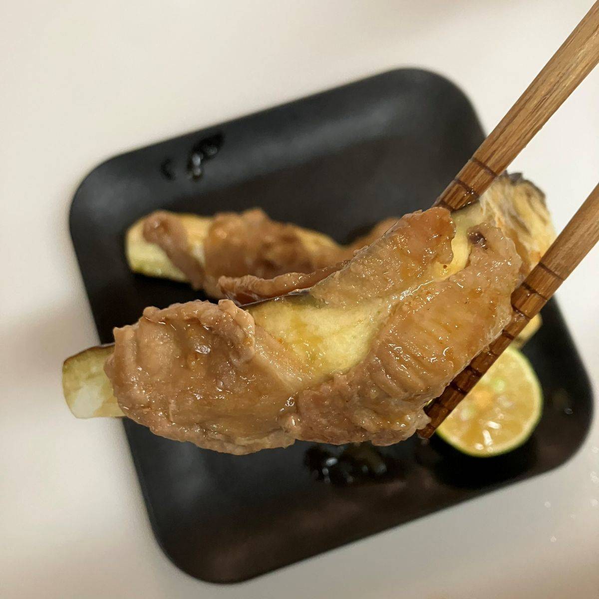 JAグループ公式の「シソとスダチでさっぱり、ナスの肉巻き」のレシピ