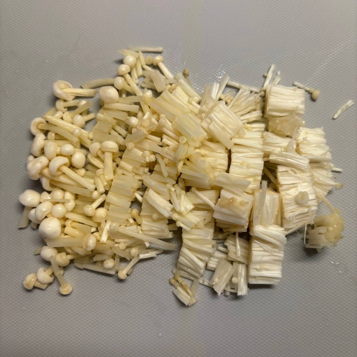 JAグループ公式の「エノキと豆腐と海苔の炒り卵」のレシピ