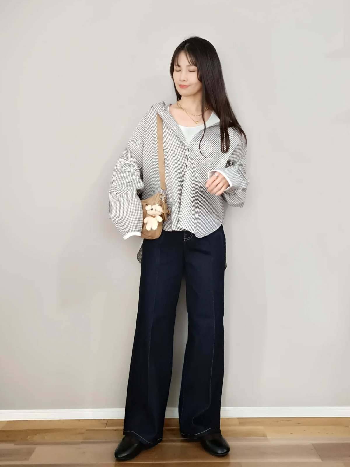 デコルテを覗かせる♡