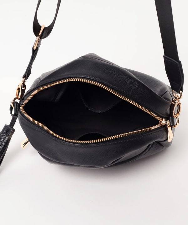 フリンジ ショルダーバッグ