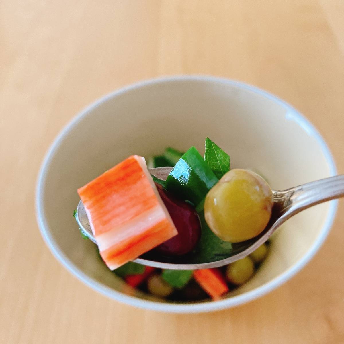 いちまさ公式の「カニかまと豆の和風マリネ」のレシピ