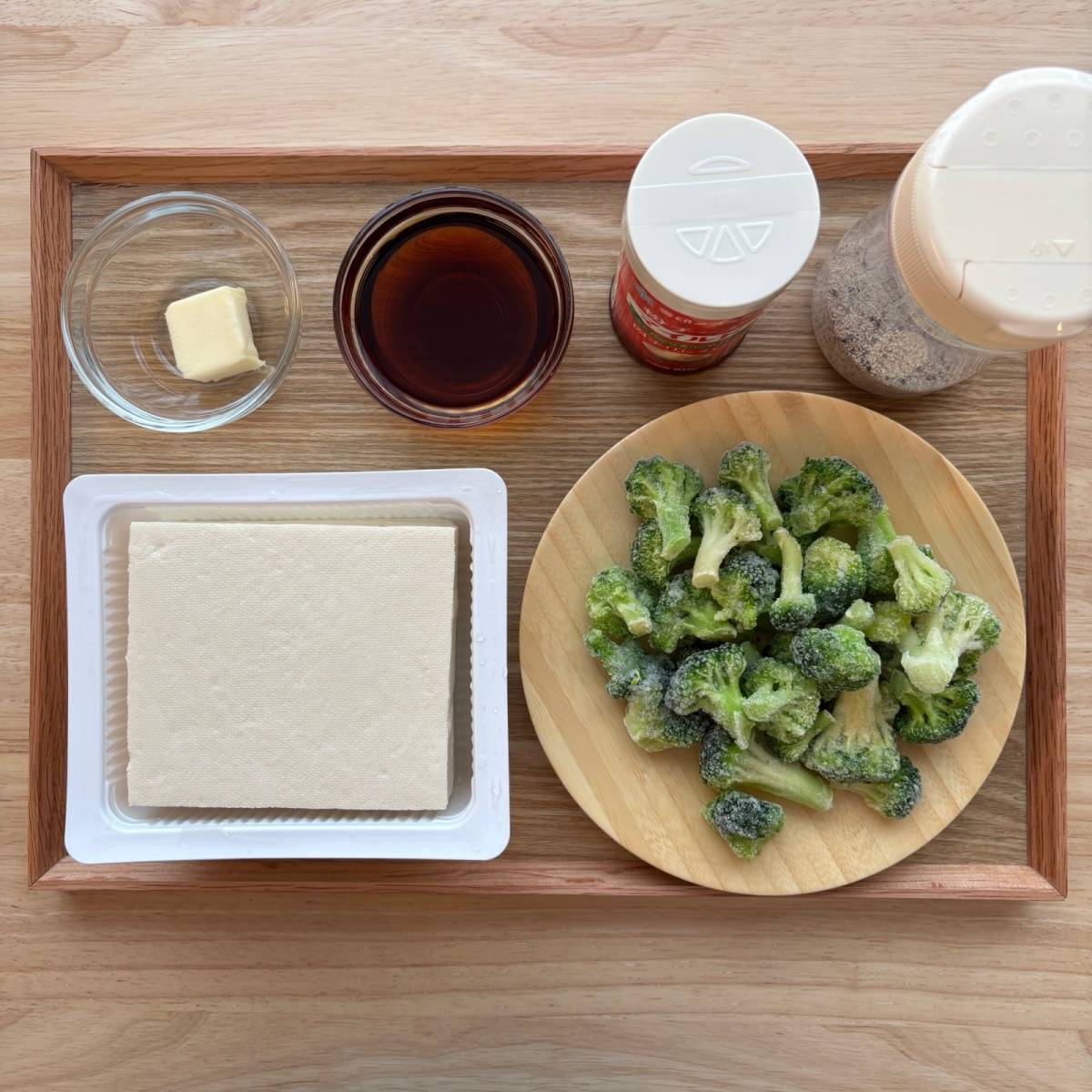 ヤマキ公式の「サイコロ豆腐のバター炒め」のレシピ