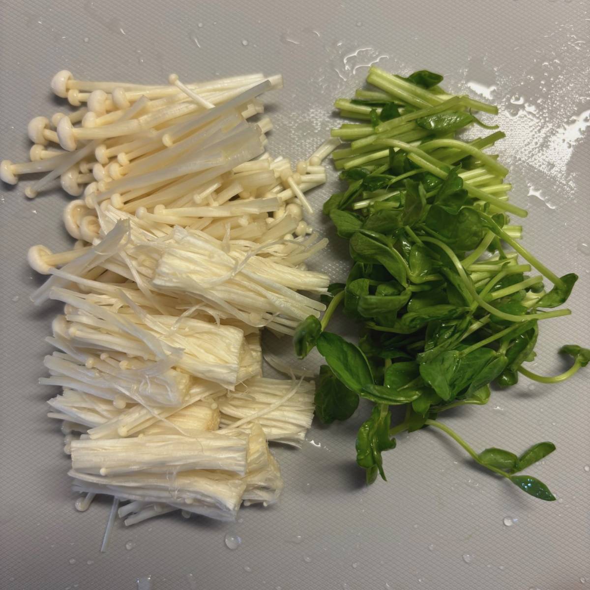 JAグループ公式の「もやしと豆苗のツナ炒め♪」のレシピ