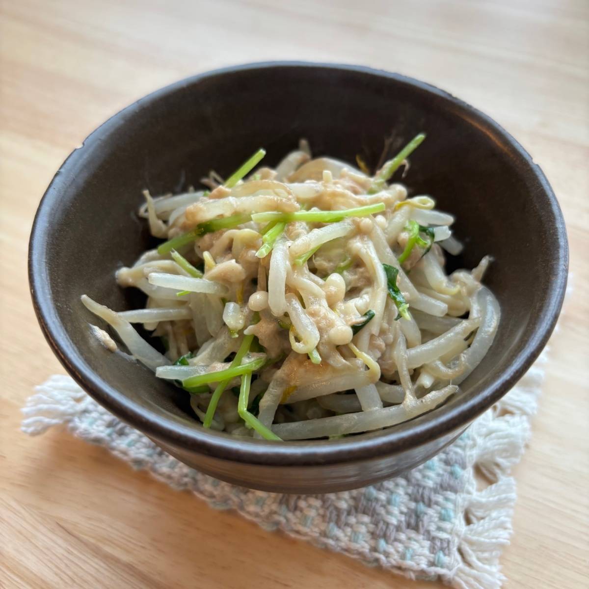 JAグループ公式の「もやしと豆苗のツナ炒め♪」のレシピ