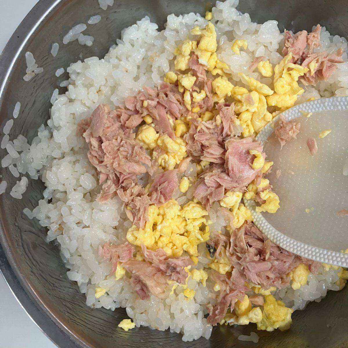 いなば公式の「カラフルカップ寿司」のレシピ