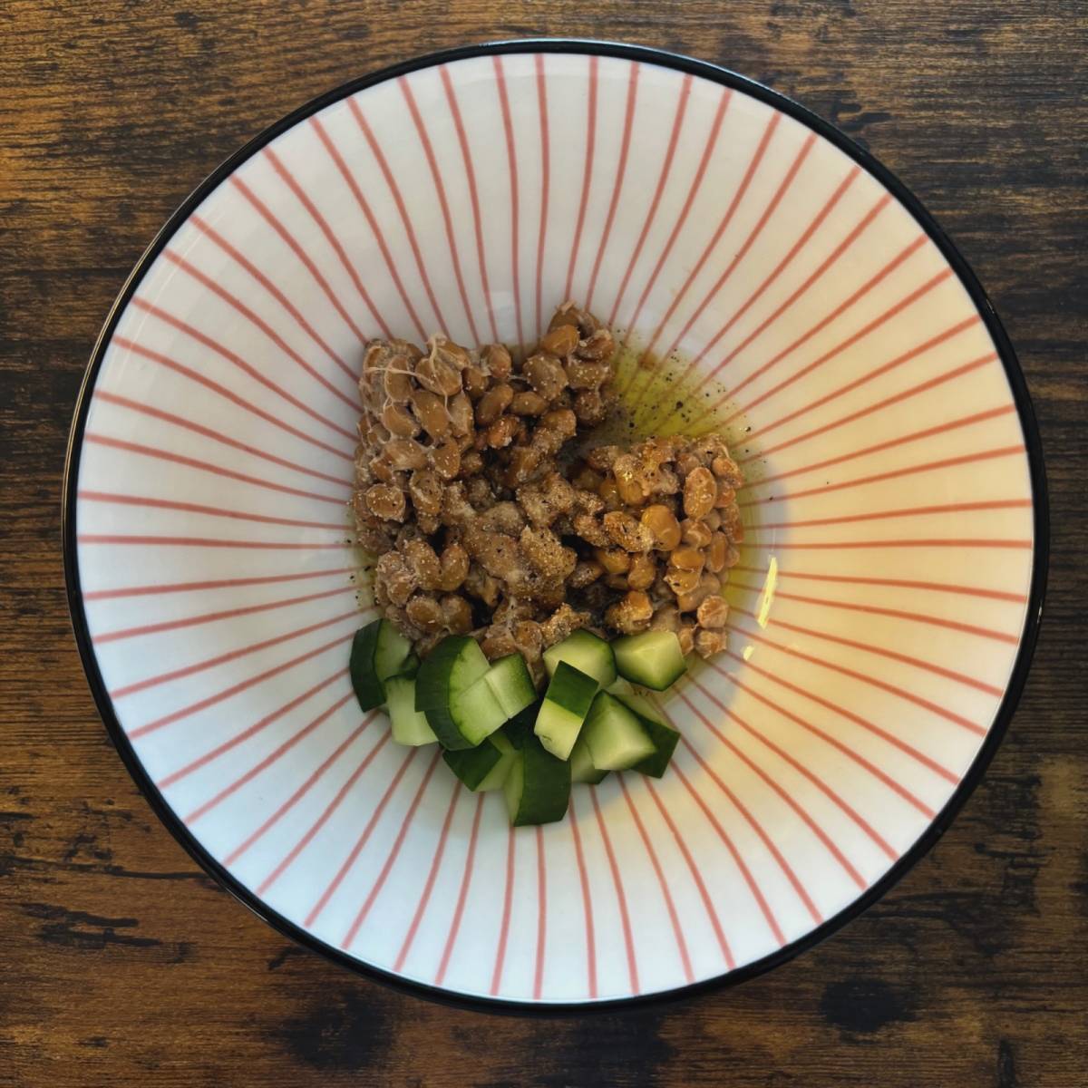 タカノフーズ公式の「トマトオリーブなっとうふ」のレシピ