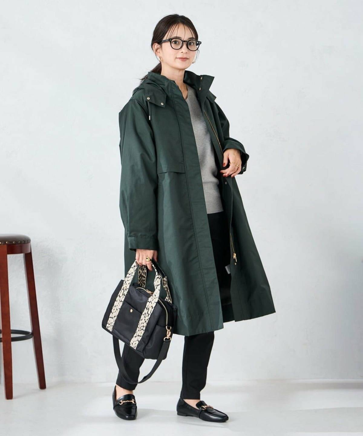 3月の北海道パンツコーデ ジョガーパンツ モッズコート ローファー