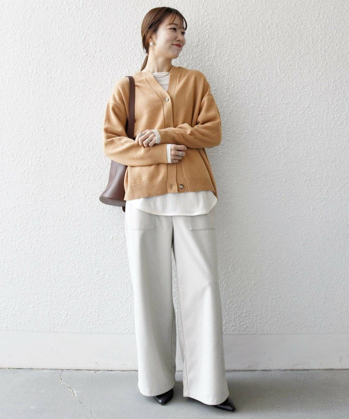 秋の運動会 アラフォーママコーデ ストレートパンツ カーディガン