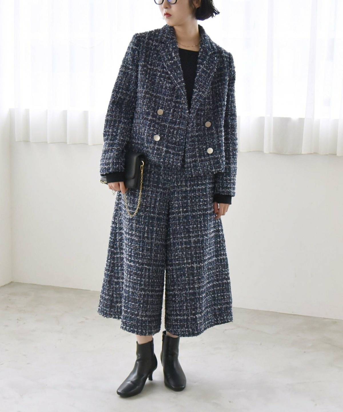 冬のガウチョパンツコーデ セットアップ ショートブーツ
