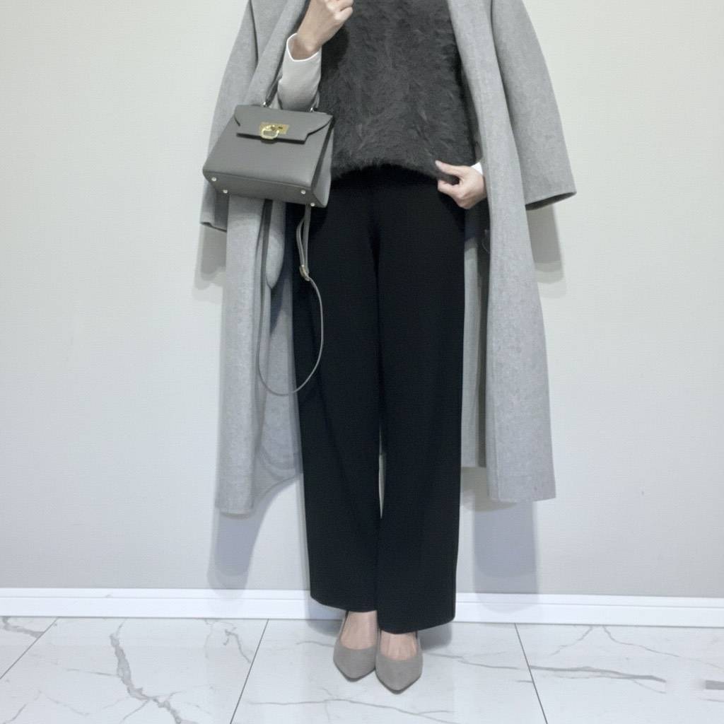 UNIQLO(ユニクロ)の「ウォッシャブルニットリブパンツ」コーデ