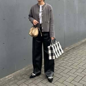 【2026年2月】こう合わせると、センスいい。ダサ見えしないカーディガンコーデ5選