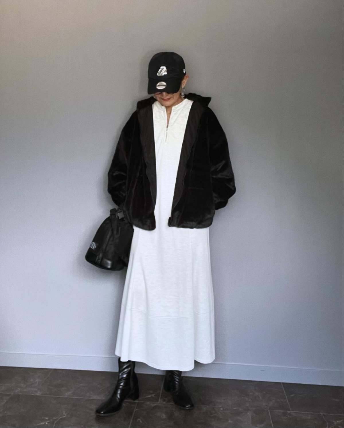 モノトーンコーデ