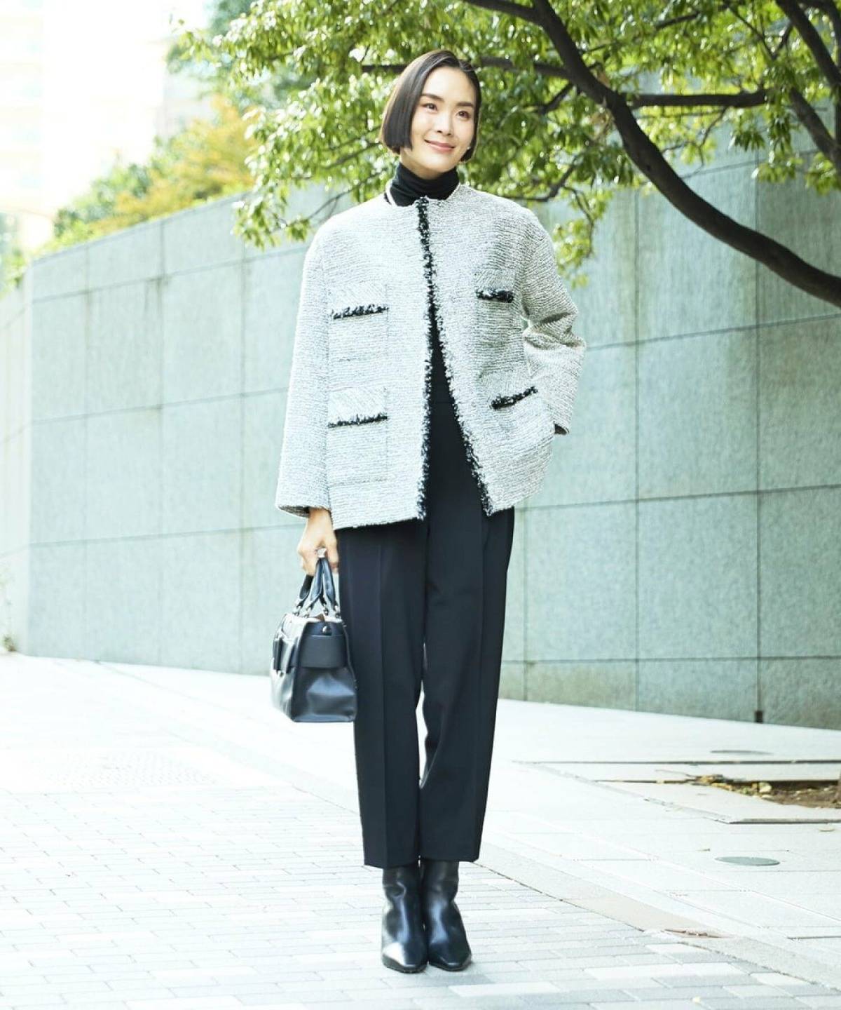 冬のテーパードパンツコーデ ツイードジャケット