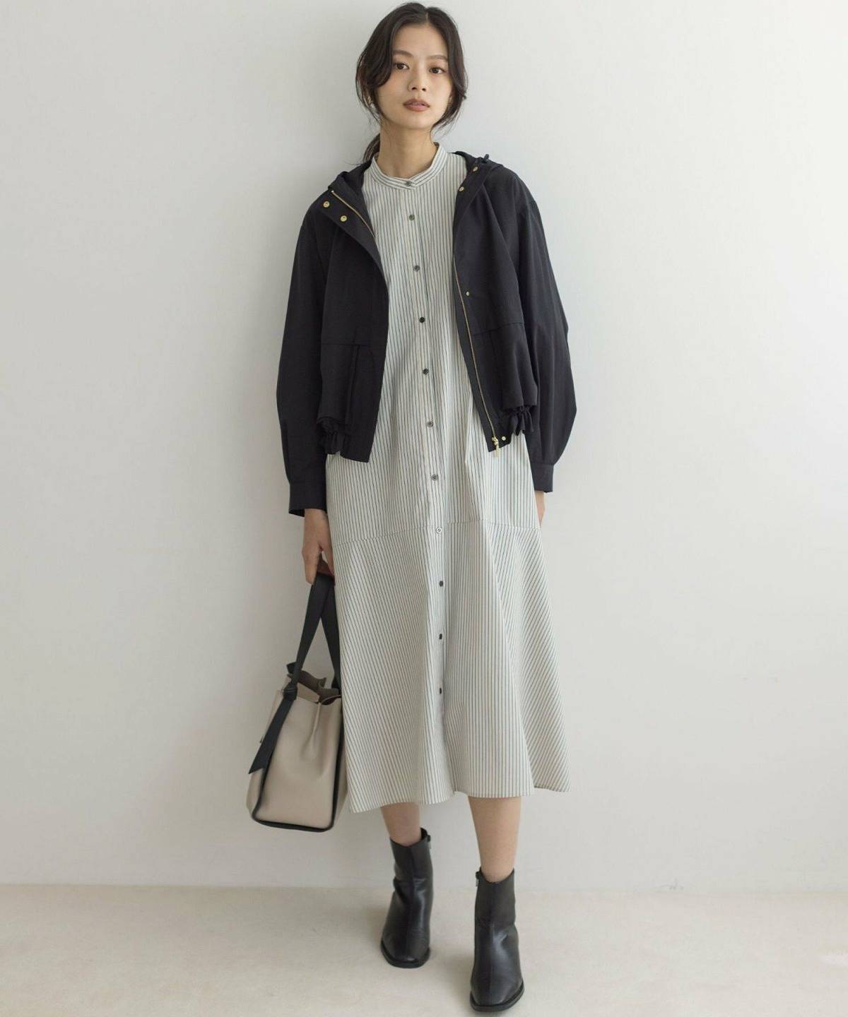 4月の京都コーデ マウンテンパーカー ワンピース