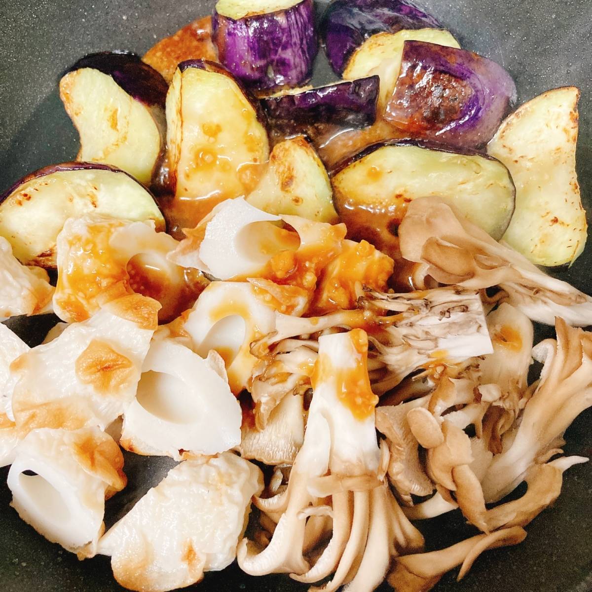 紀文公式の「焼ちくわとなすのみそ炒め」のレシピ