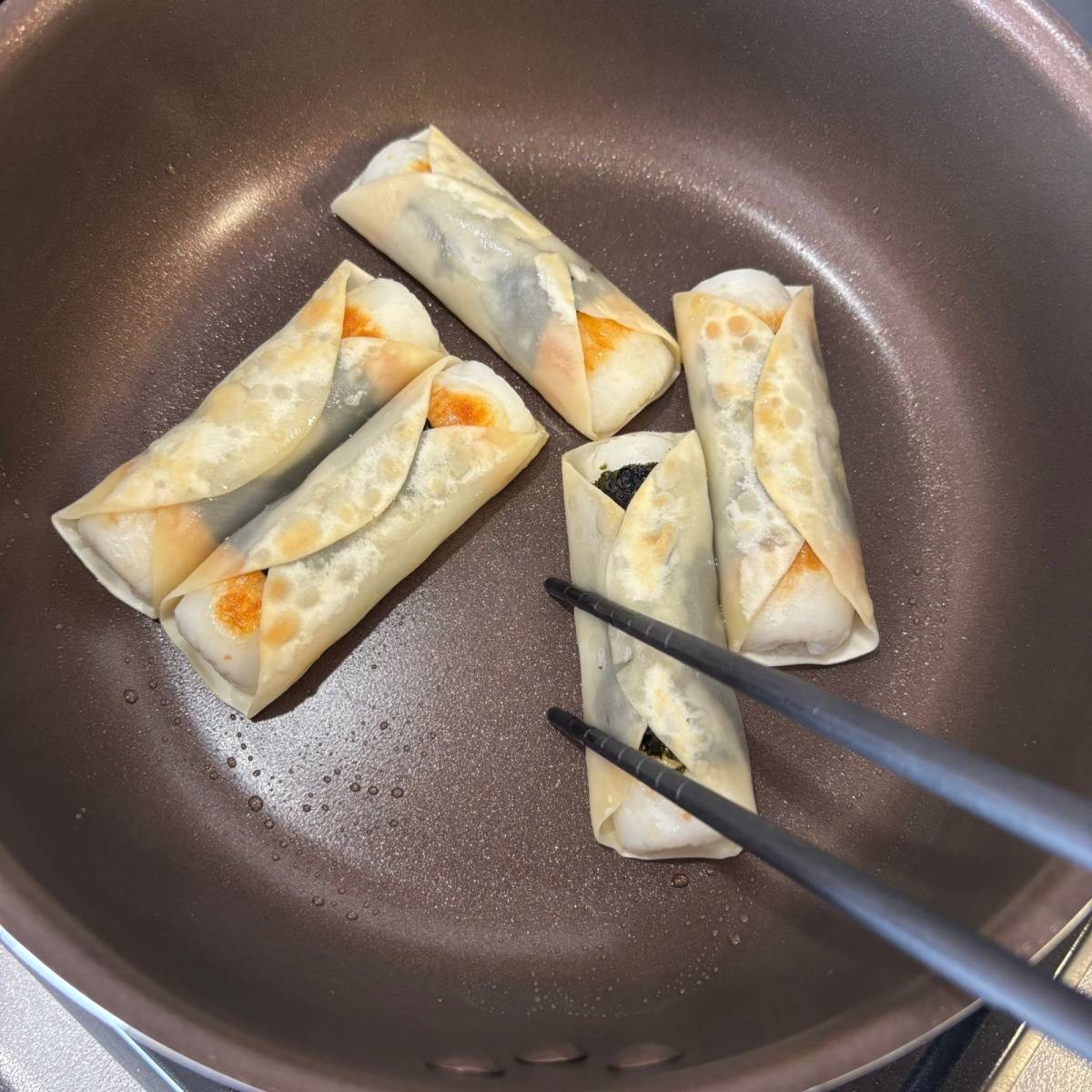 モランボン公式の「ちくわとのりのコロコロ餃子」のレシピ