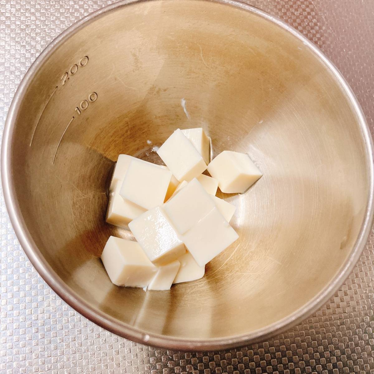 永谷園公式の「豆腐とオクラ、たくあんのお茶づけ 〜めざまし茶づけ〜」のレシピ