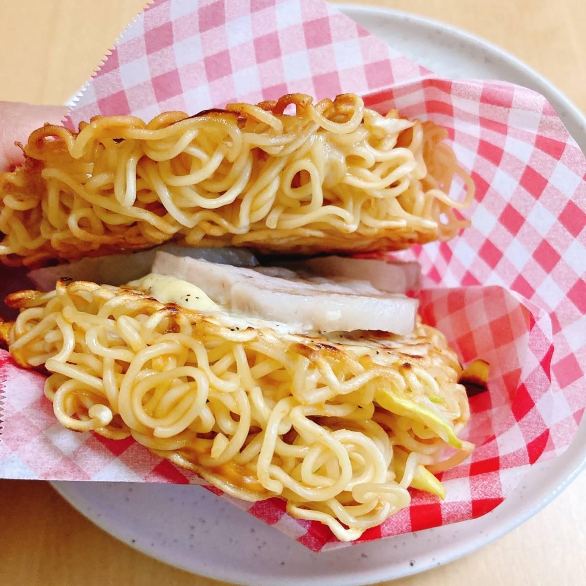 チャルメラ公式の「新・チャルバーガー」のレシピ