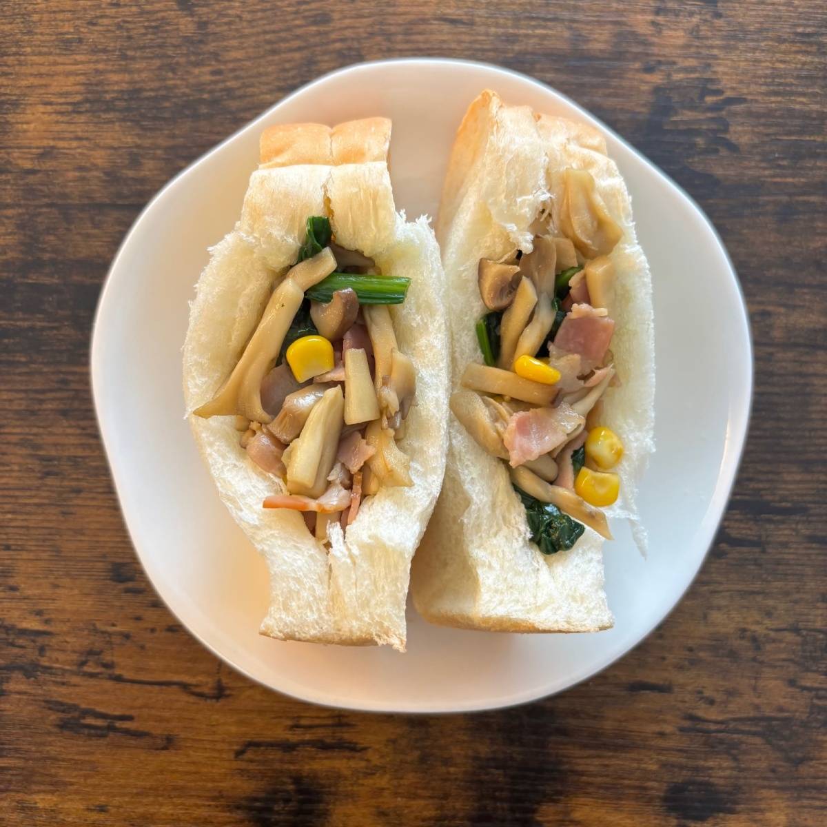 ヤマザキ公式の「秋の味覚のポケットサンド」のレシピ