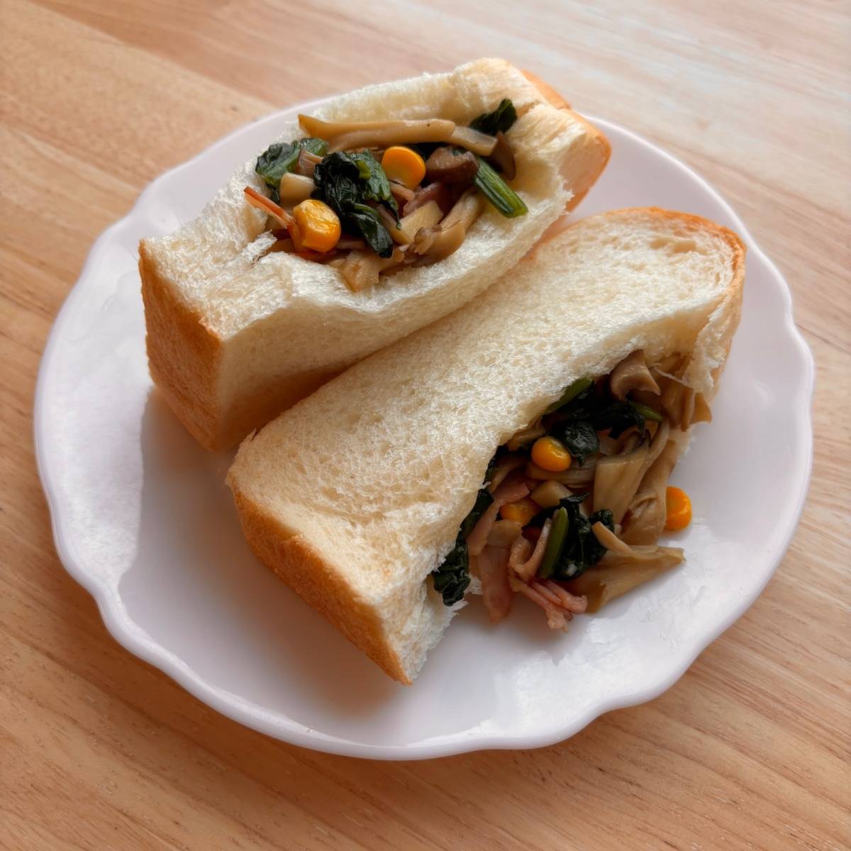 ヤマザキ公式の「秋の味覚のポケットサンド」のレシピ