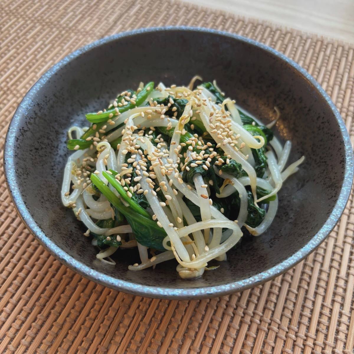 JAグループ公式の「もやしホウレン草の酢醤油ダレあえ」のレシピ