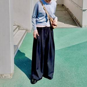 【2026年3月】こう着ると垢抜ける！50代向け初春のカーディガンコーデ5選