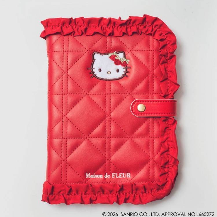 Maison de FLEUR×HELLO KITTY いちごマルチケースBOOK RED
