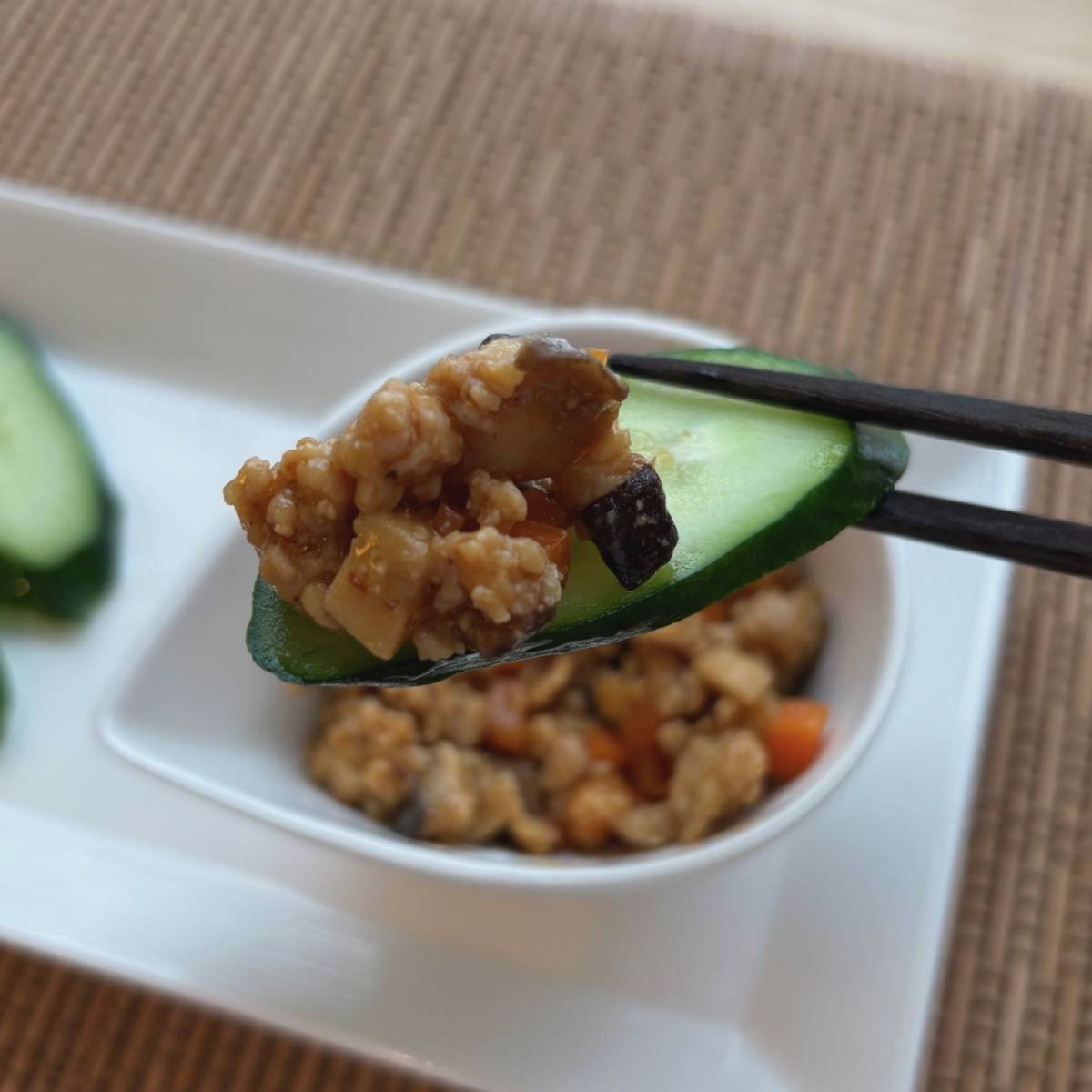 JAグループ公式の「キノコとにんじん入り肉味噌」のレシピ