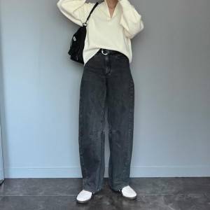 【2026年3月】おばさん感ゼロ……！若く見えるスニーカーコーデ5選