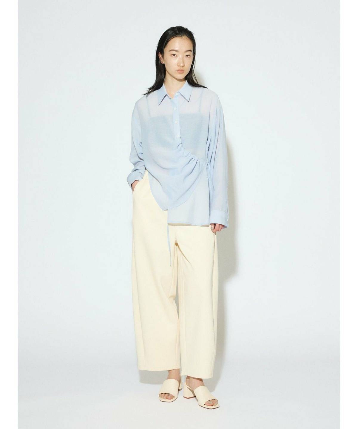 30代 きれいめ カーゴパンツ コーデ シアーブラウス