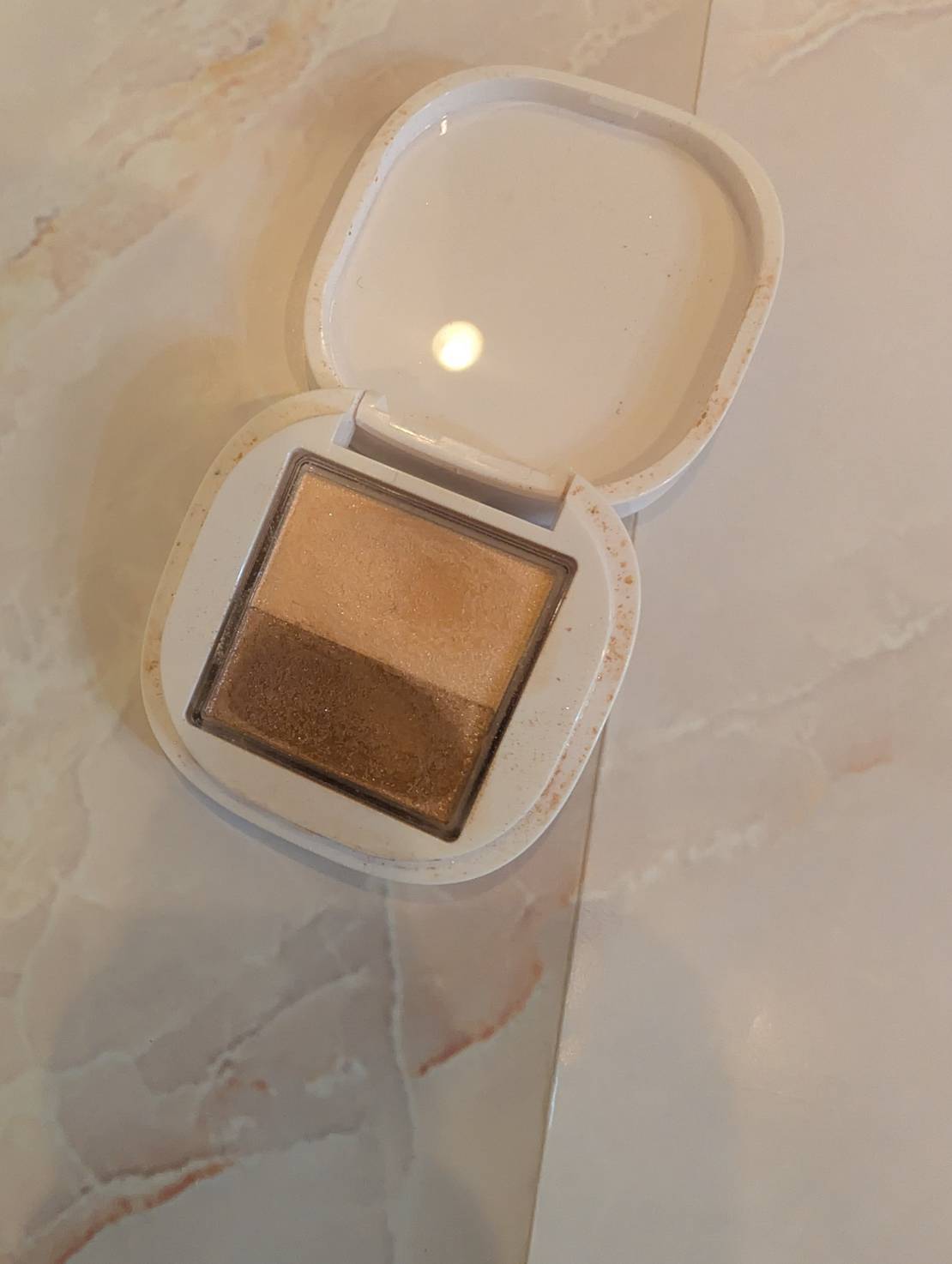 media luxe アイカラー