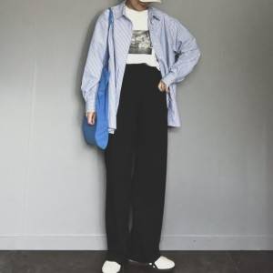 【2026年3月】とんでもなく垢抜ける……。すぐにマネしたいシャツコーデ5選