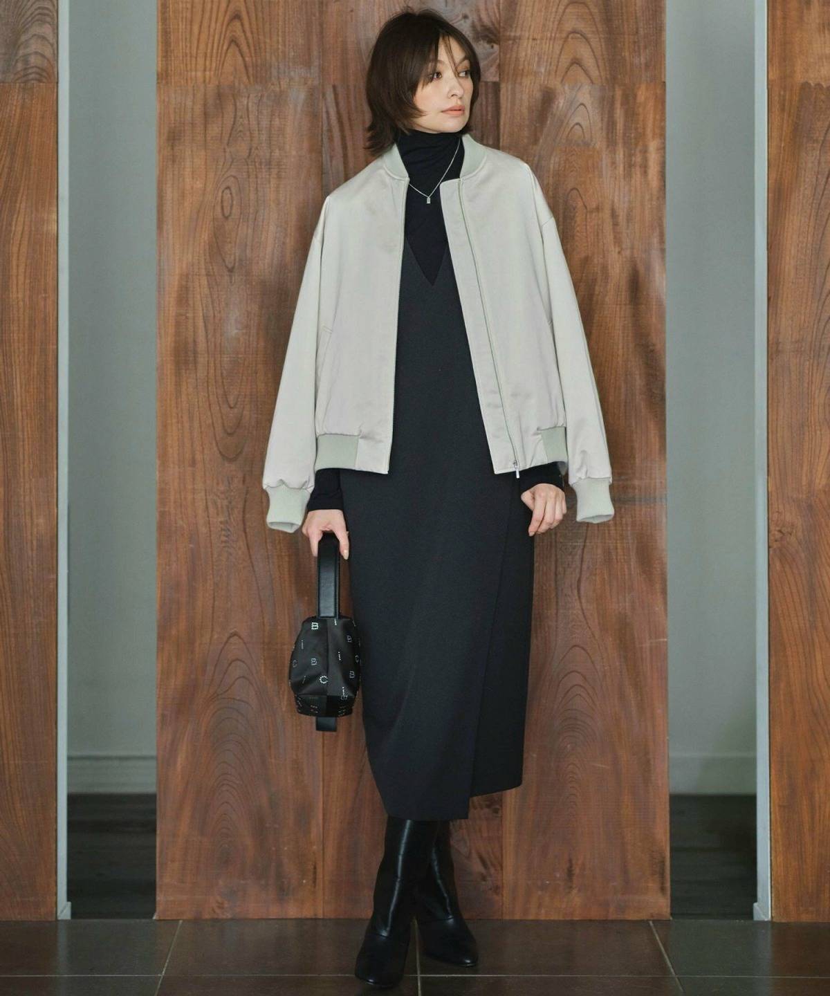 3月の東京 MA-1×ワンピースコーデ ジャンパースカート