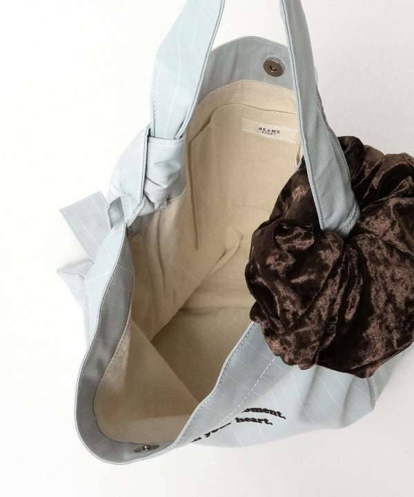 シュシュ付き トートバック