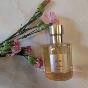 おしゃれなパッケージに一目惚れ♡バズった香りもある人気パフューム