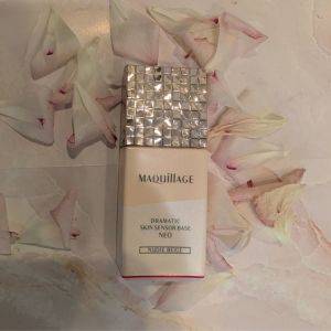 自然になじむヌーディーベージュが◎オールシーズン活躍する化粧下地